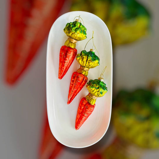 Decoración de zanahorias colgantes