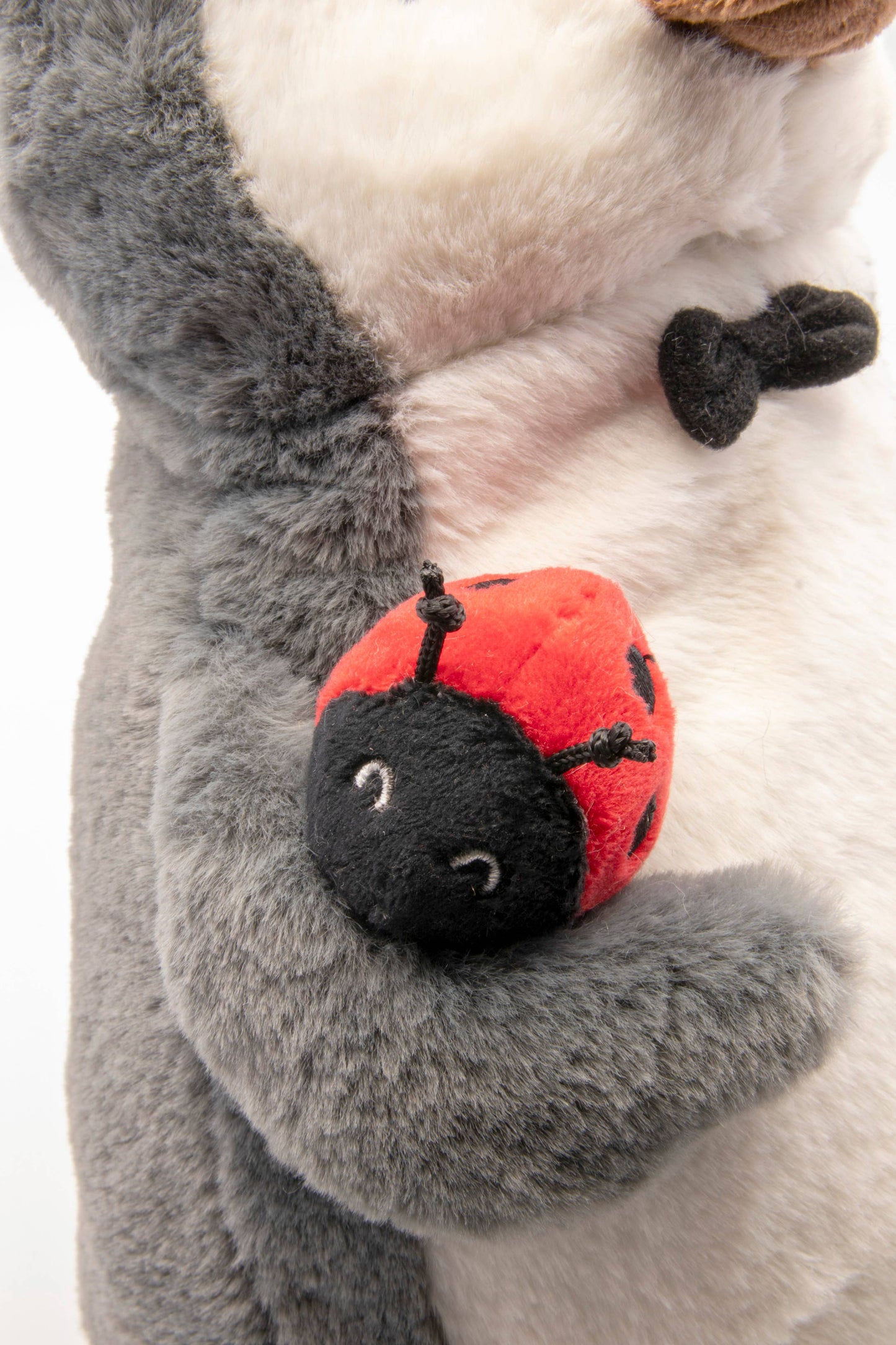 Pingüino de peluche