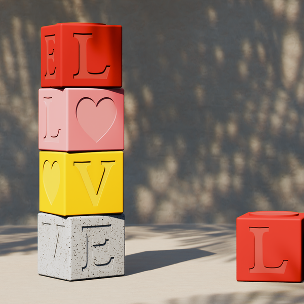 LOVE TOTEM – 4 Cubi Impilabili