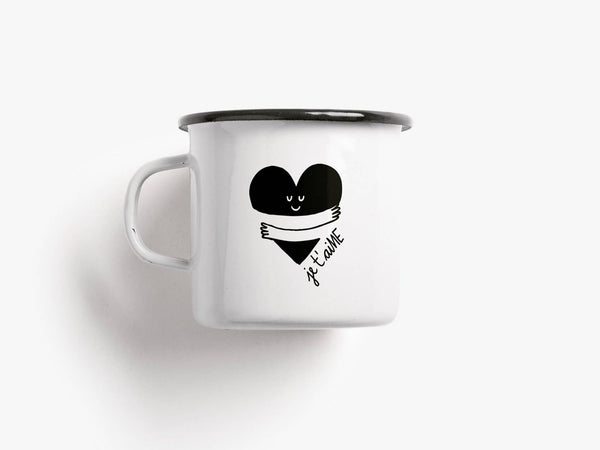 Tazza smaltata con la scritta "Ti amo"