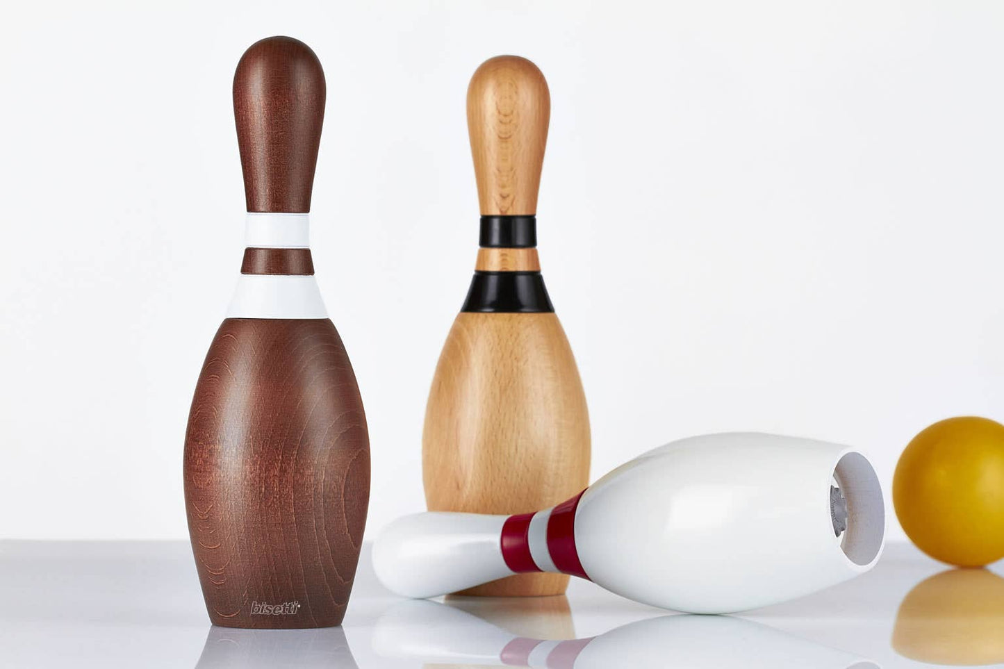 Moulin à épices « Bowling » en hêtre laqué blanc
