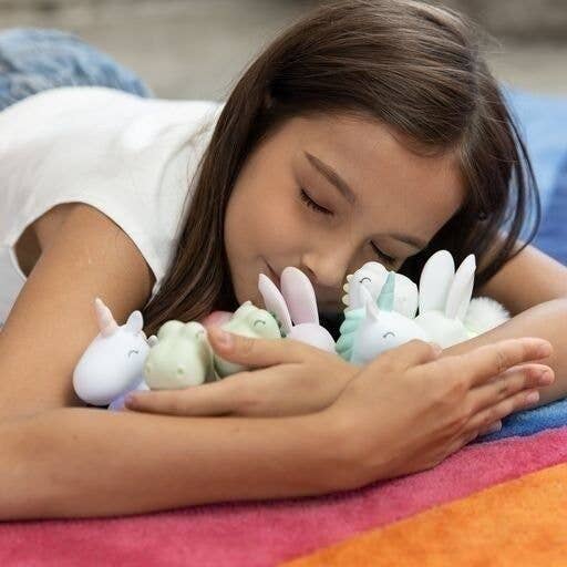 Mini luz LED de noche con forma de elefante para niños