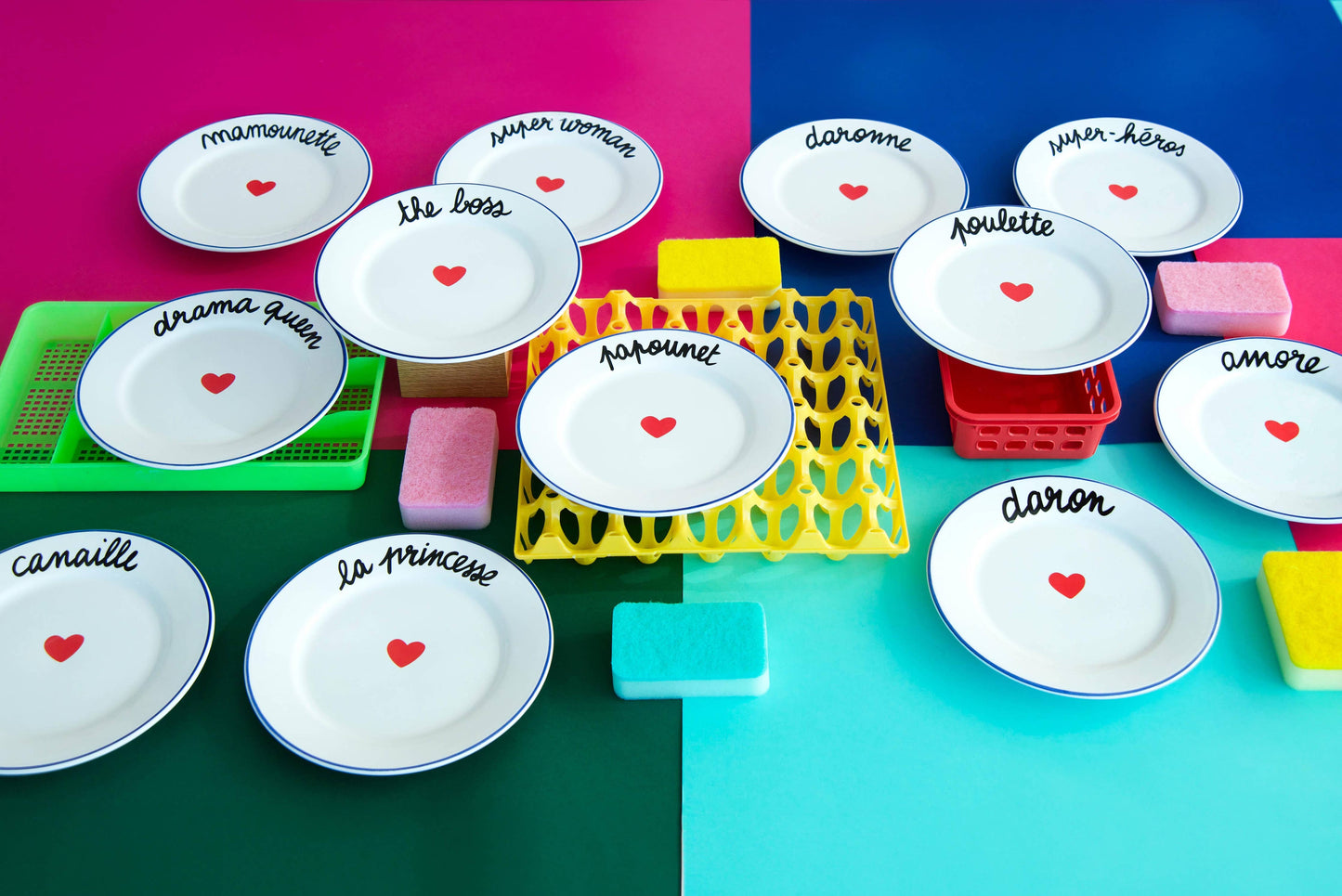 La familia se lo pasa genial - Drama Queen Plate