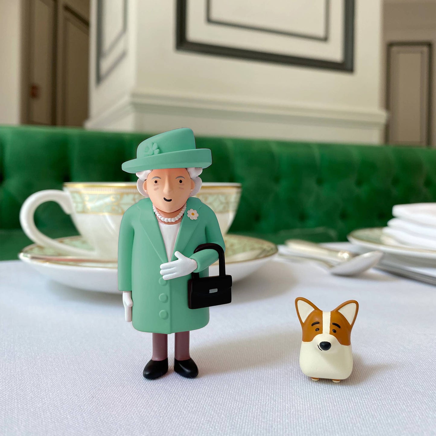 The Queen & Royal Corgi Collectible Item