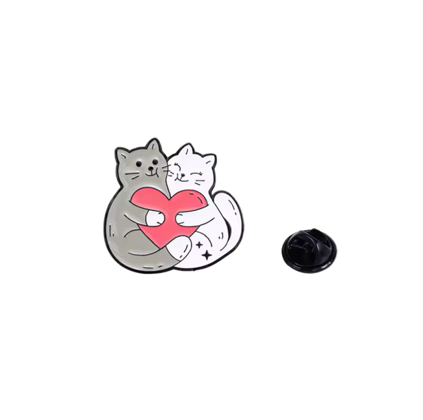 Spille con gatti amorevoli