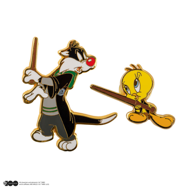 *Set of 2 Tweety & Sylvester Pins at Hogwarts