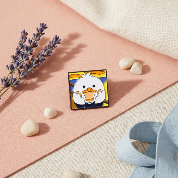 Pin de pato blanco "El Grito"
