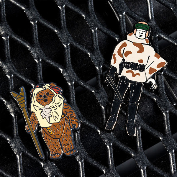 Pin's Star Wars Set 1.41 – Paploo et Luke Skywalker en poncho de combat
