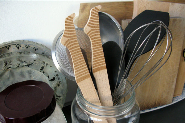 Posate per insalata con gambe a righe