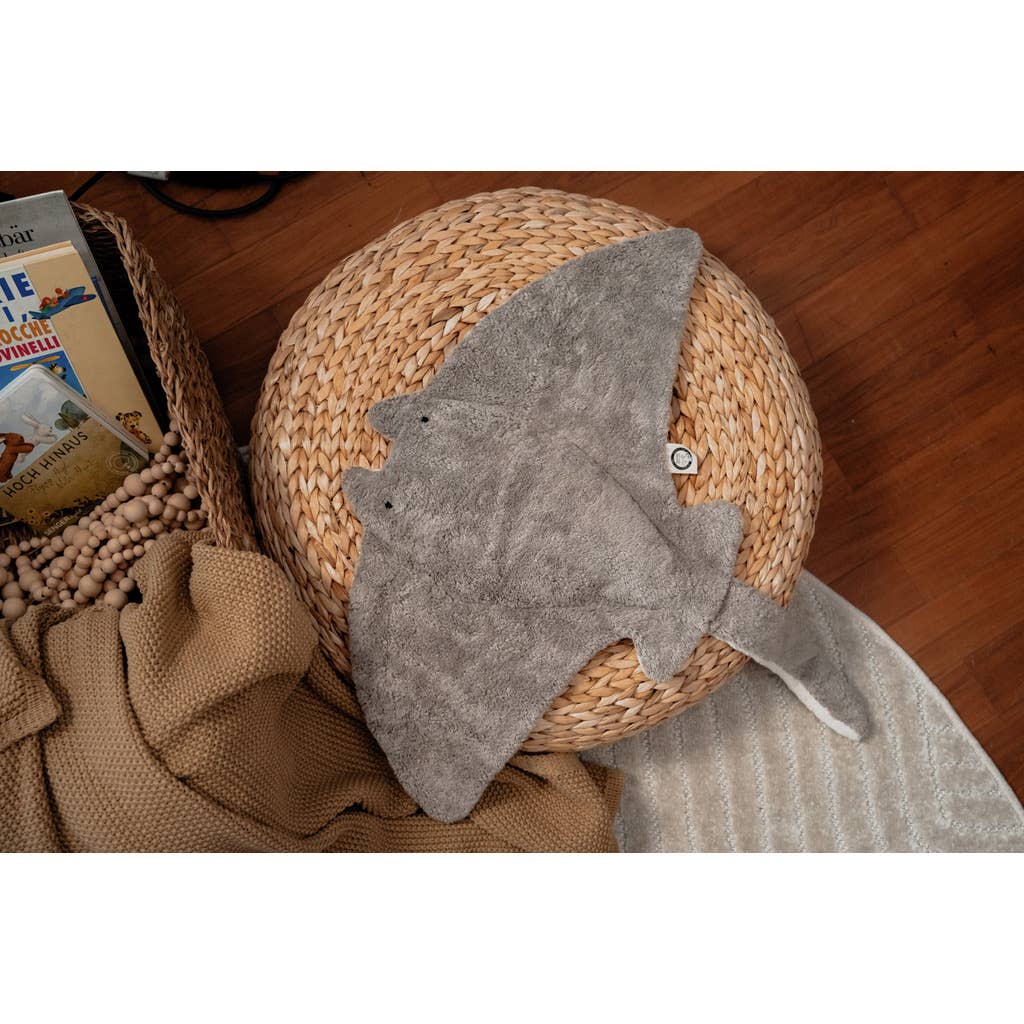 Large manta ray plush toy | Gray