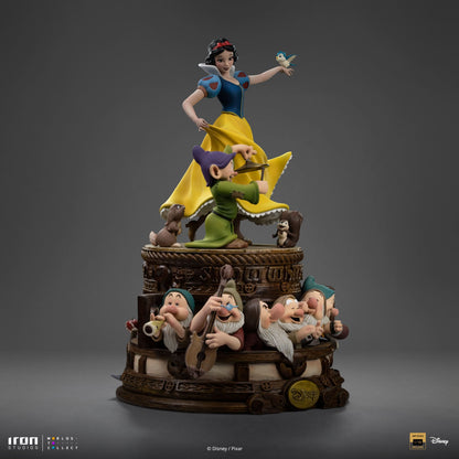 Pre-Order - Snow White Deluxe Statue - Snow White and the Seven Dwarves - Art Scale 1/10 - Iron Studios