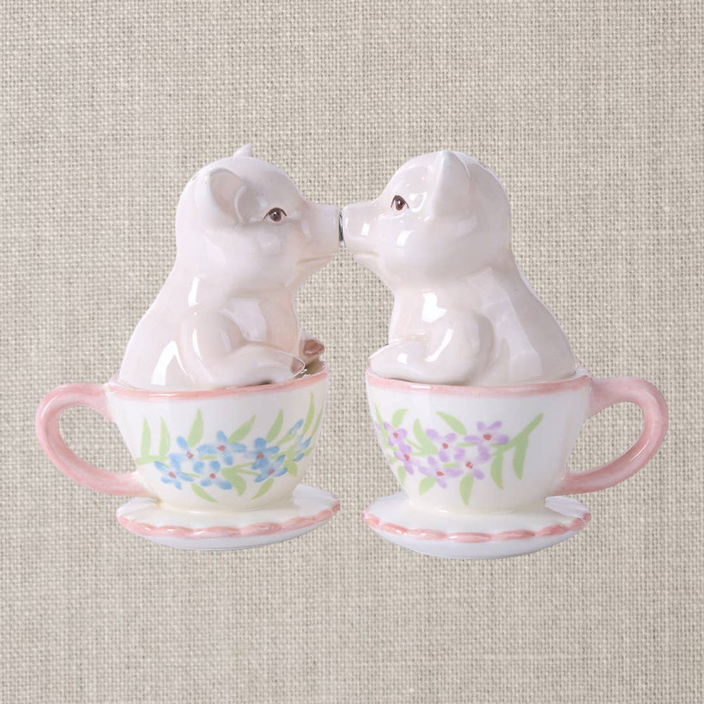 Salière et poivrière Cochons dans des Tasses à Thé