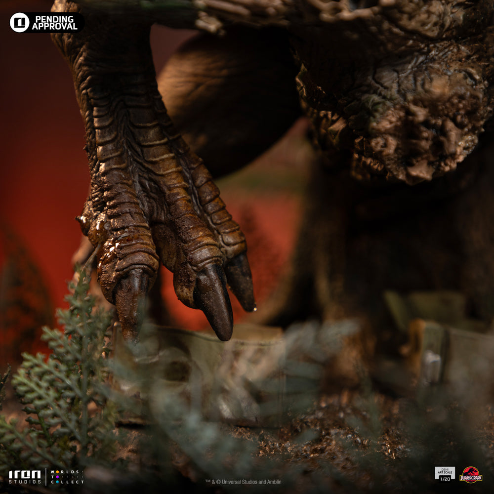 T-Rex Chase Statue - Jurassic Park - Demi Art Scale 1/20 - Iron Studios