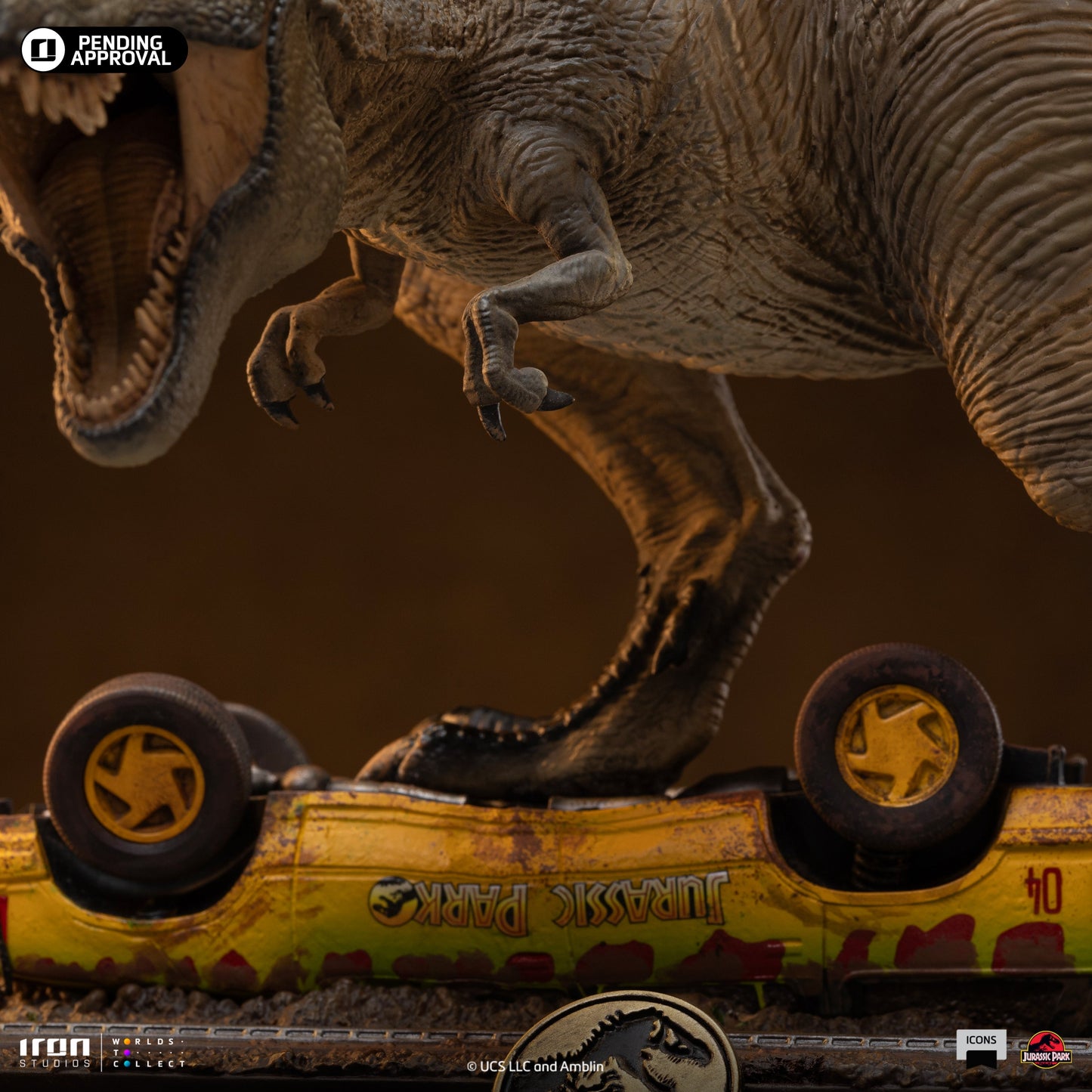 Statue T-Rex Attack - Jurassic Park - Icons - Jurassic World