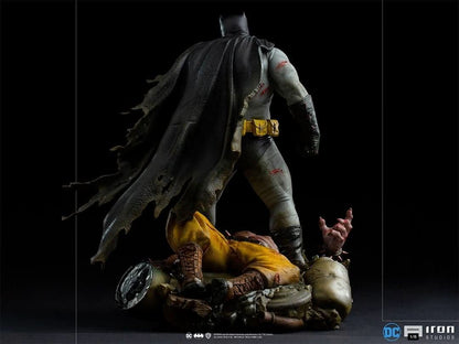 Statue Batman - The Dark Knight Returns - DC Comics - Diorama 1/6
