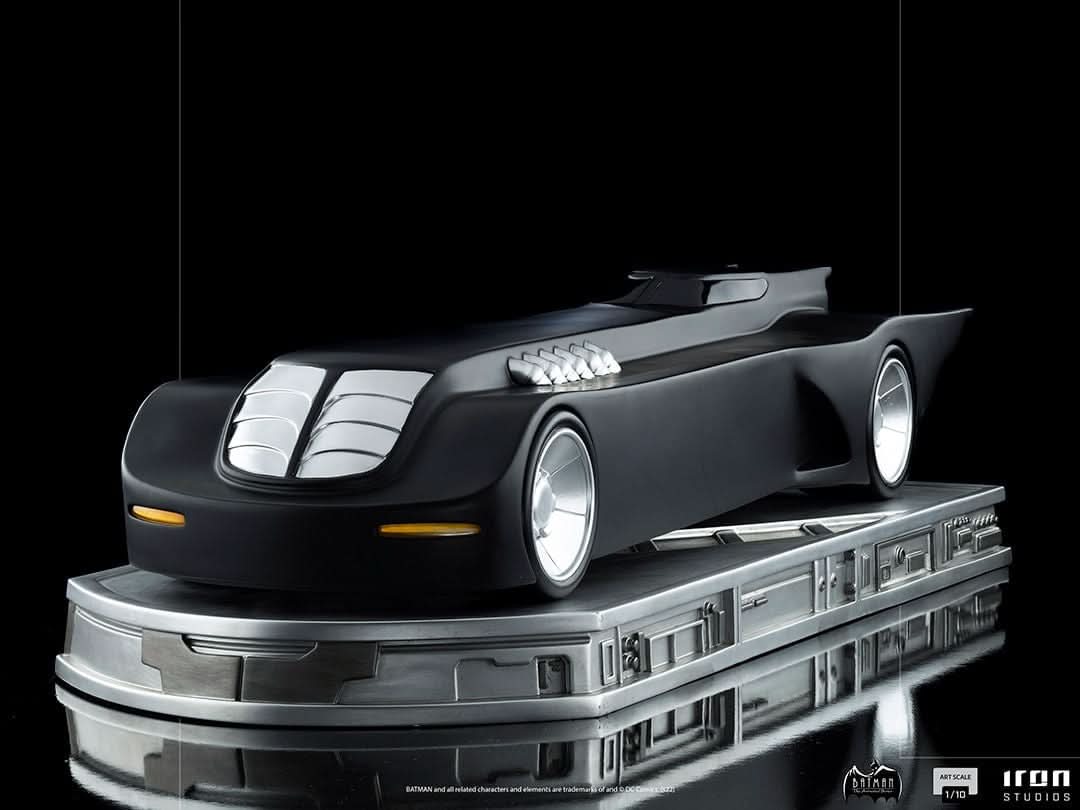 Batmobile Statue - Batman Animated Series - Art Scale 1/10 - Iron Studios