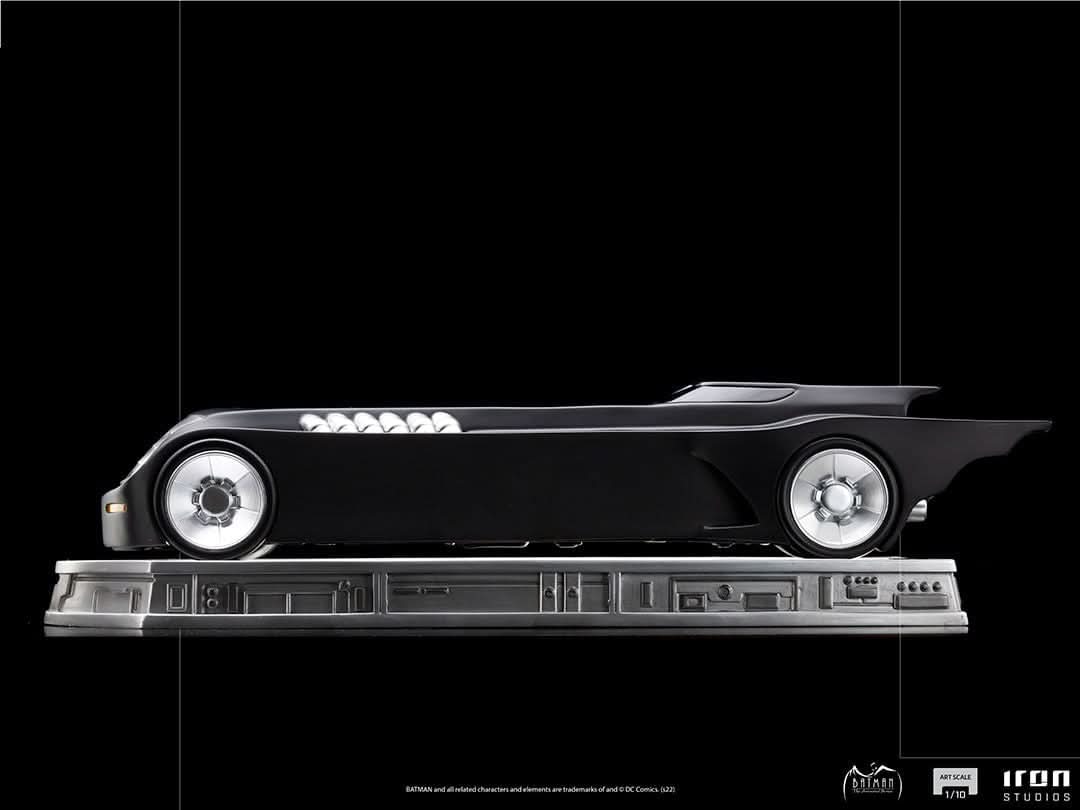 Batmobile Statue - Batman Animated Series - Art Scale 1/10 - Iron Studios