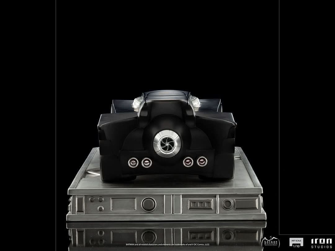 Batmobile Statue - Batman Animated Series - Art Scale 1/10 - Iron Studios