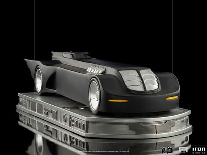 Batmobile Statue - Batman Animated Series - Art Scale 1/10 - Iron Studios