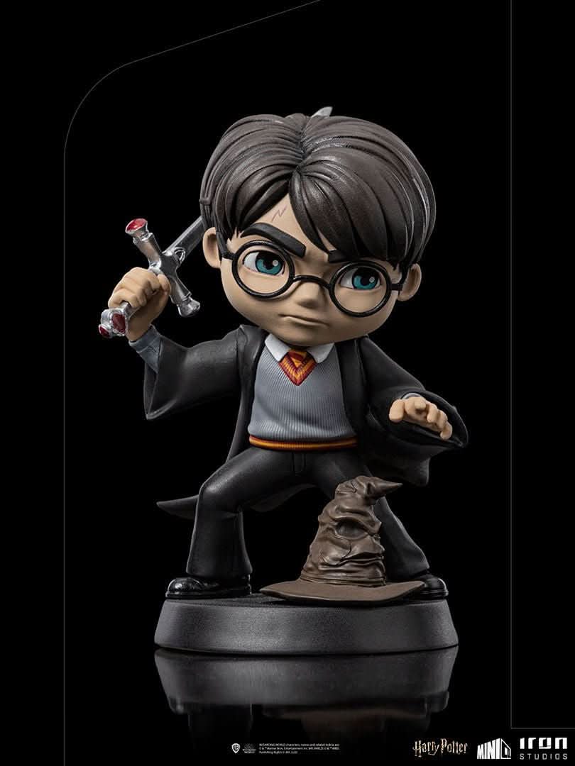 Figurine Harry Potter avec l'Épée de Gryffondor - Mini Co.