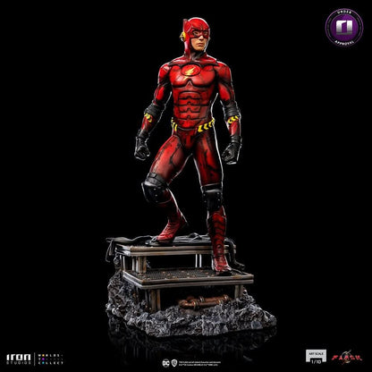 Statue Flash Alternate Version - The Flash Movie - Art Scale 1/10 - DC Comics
