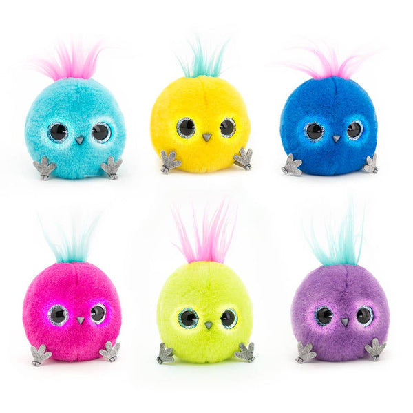 Peluche Whozie: Olhos que acendem *Interativo - 13 cm