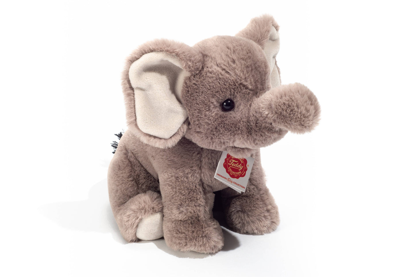 Elefante de peluche sentado