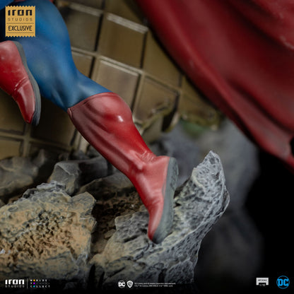 Superman vs. Doomsday Statue - DC Comics - Art Scale 1/10 - Iron Studios
