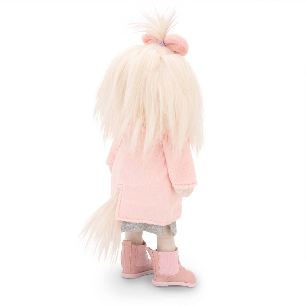 Bambola Lucky Mimi Dog: Moda invernale - 38 cm