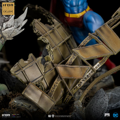 Superman vs. Doomsday Statue - DC Comics - Art Scale 1/10 - Iron Studios