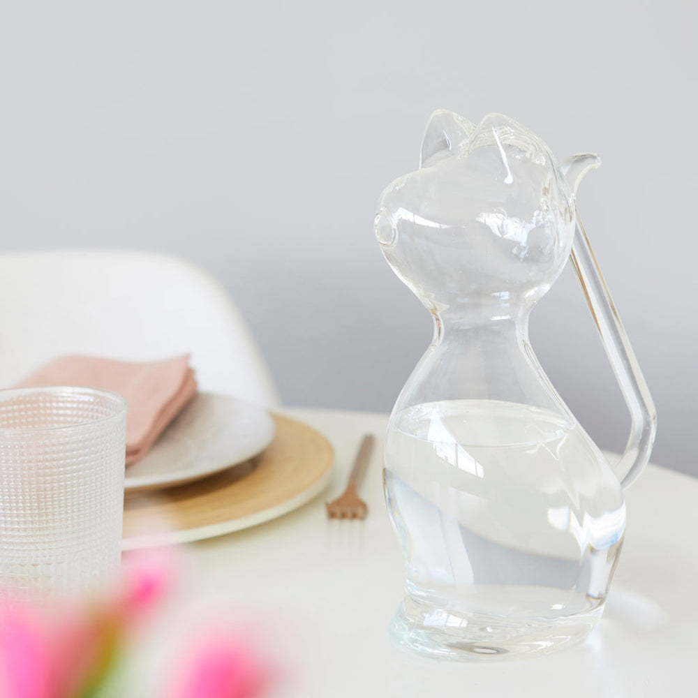 Carafe Meow!