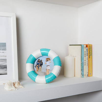 Floats Photo Frame