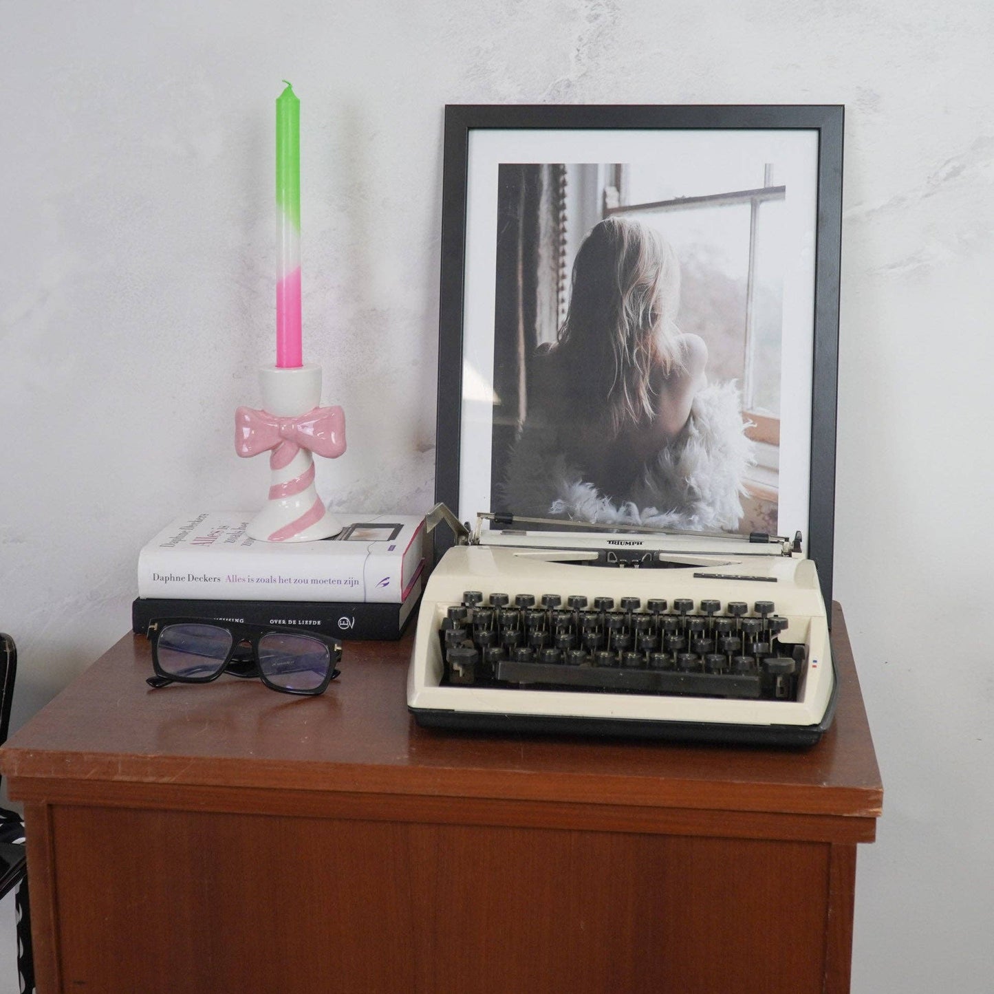 Candelabro - Rayas con lazo - Blanco/Rosa - 9x8x14cm