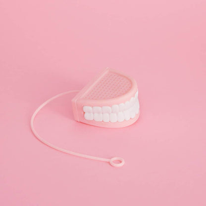 Infusor de chá em forma de dentes