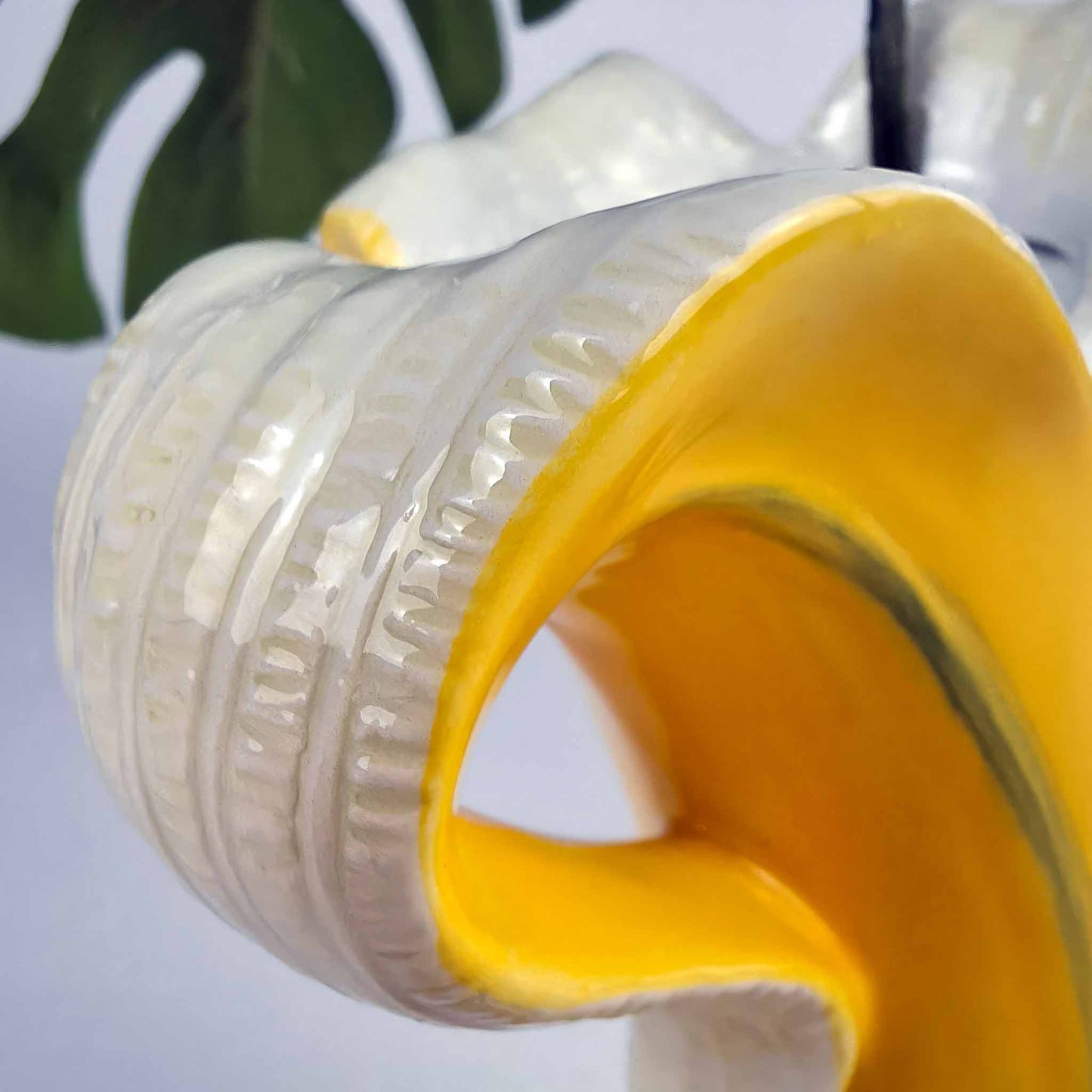 Petit Vase Banana Romance