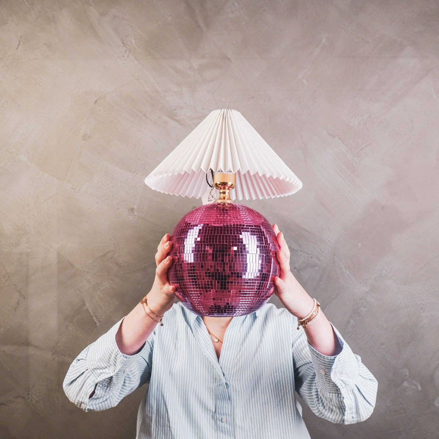 Lampe - Boule à facettes - Verre - Rose - 20x20x20cm