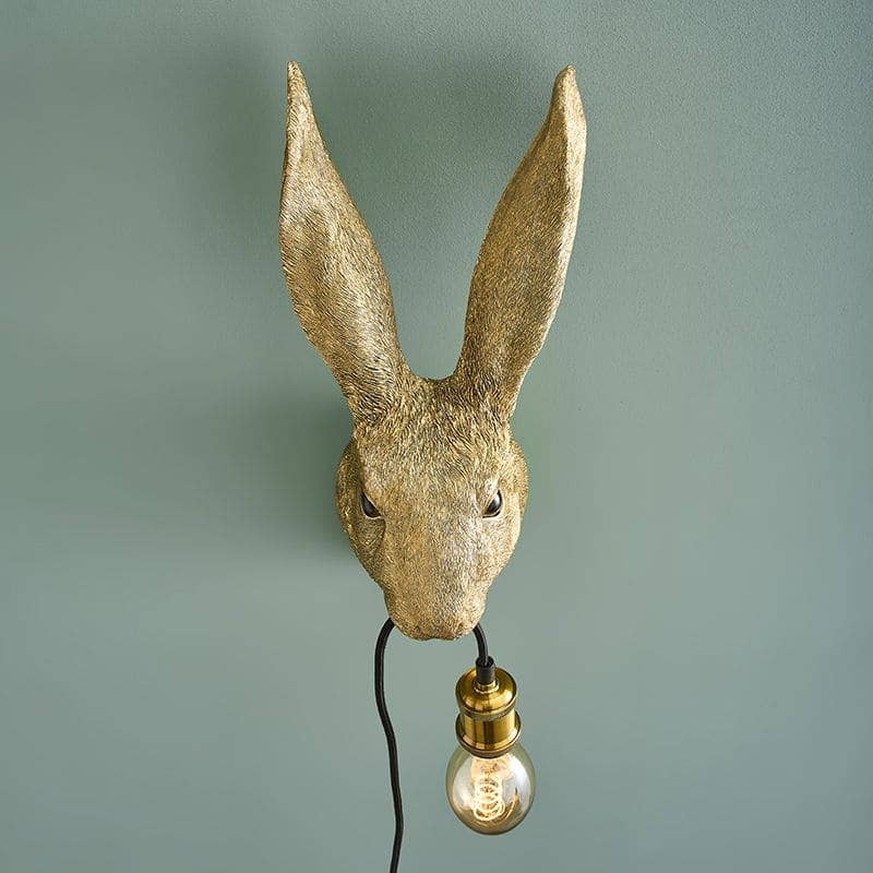 Hasi wall light, gold polyurethane resin, 22 x 19 x 46 cm