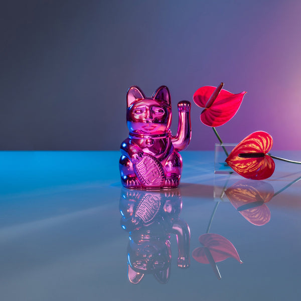 Chat Chanceux Rose Brillant “Sorya”