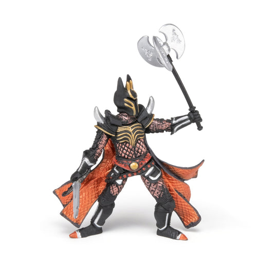 Figurine Chevalier triple hache