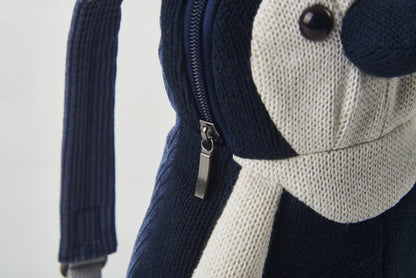 Zaino all'uncinetto a forma di pinguino – blu e bianco