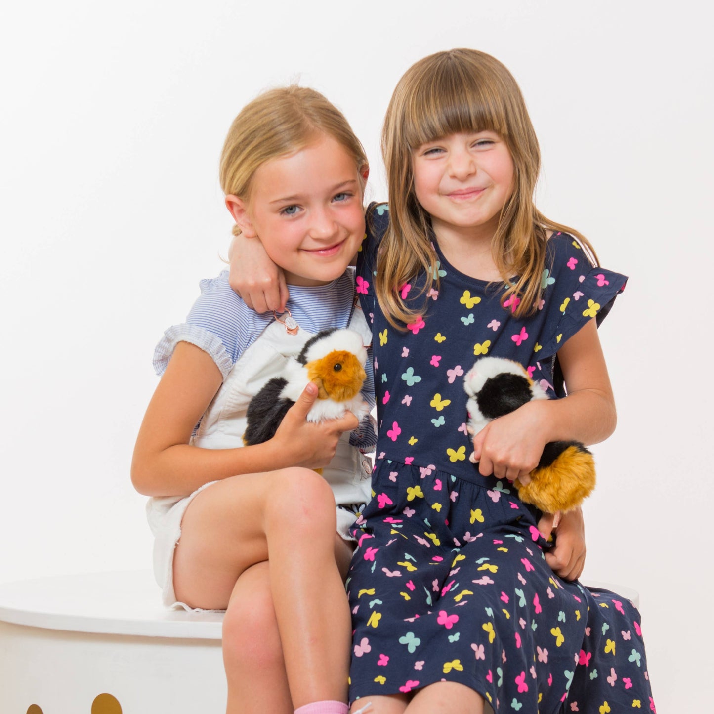 Peluche de conejillo de indias tricolor