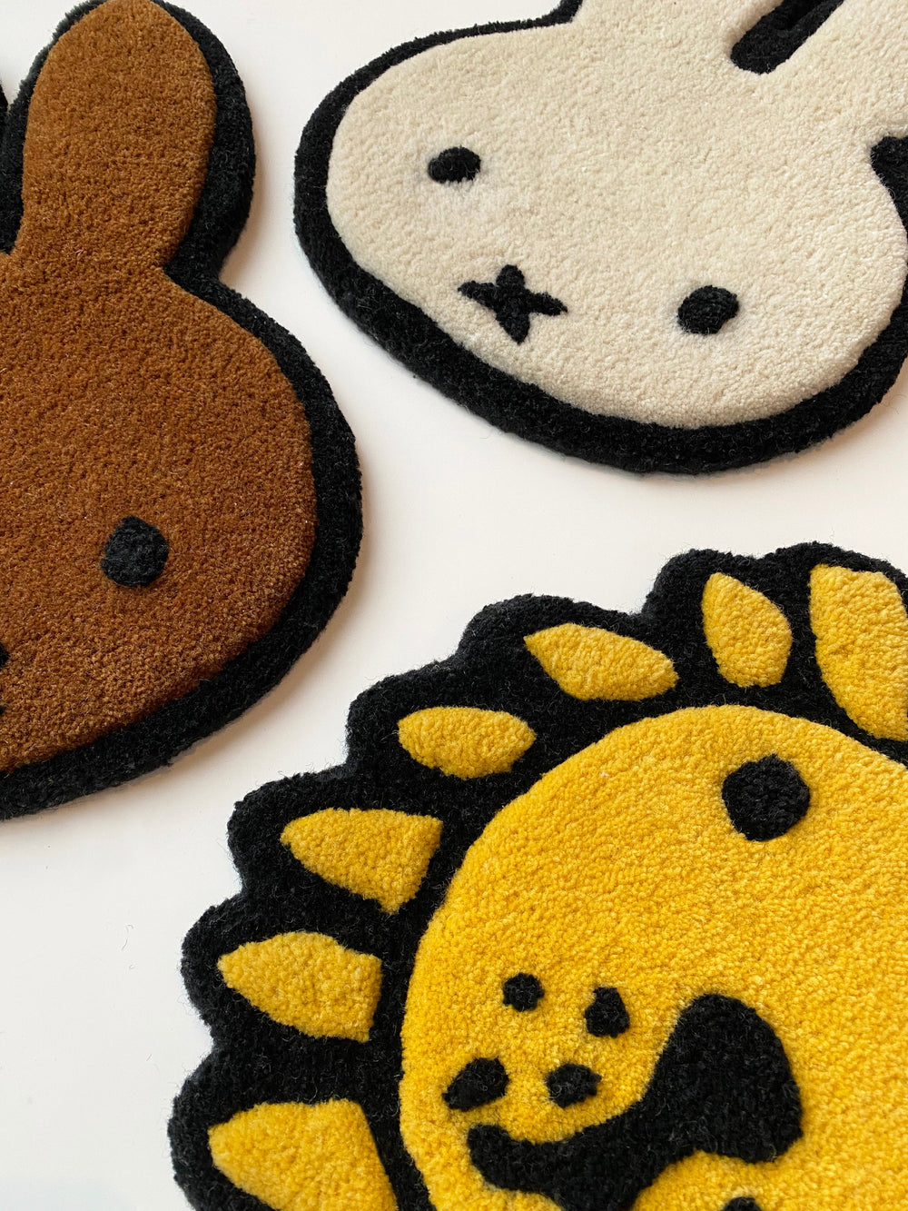 Miffy & Friends wall mat