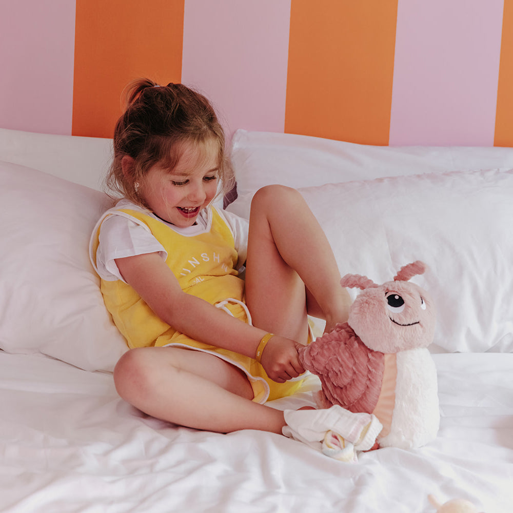 Peluche escargot Speedou maman et son bébé rose – Les Ptipotos – vue 2