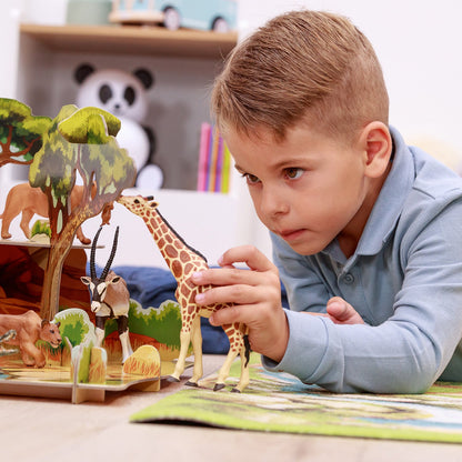 Giraffe figurine, head up