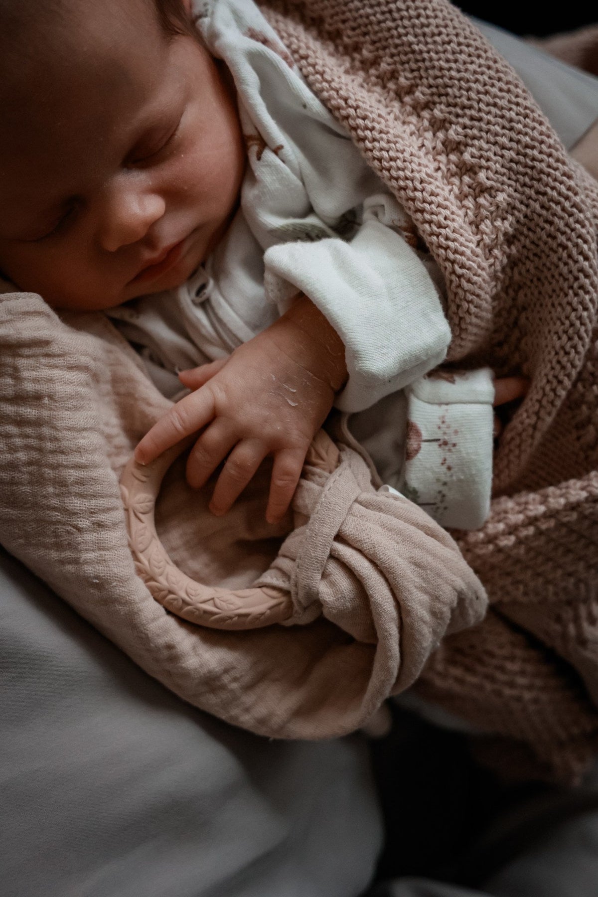 Doudou avec anneau de dentition Crème - Natruba