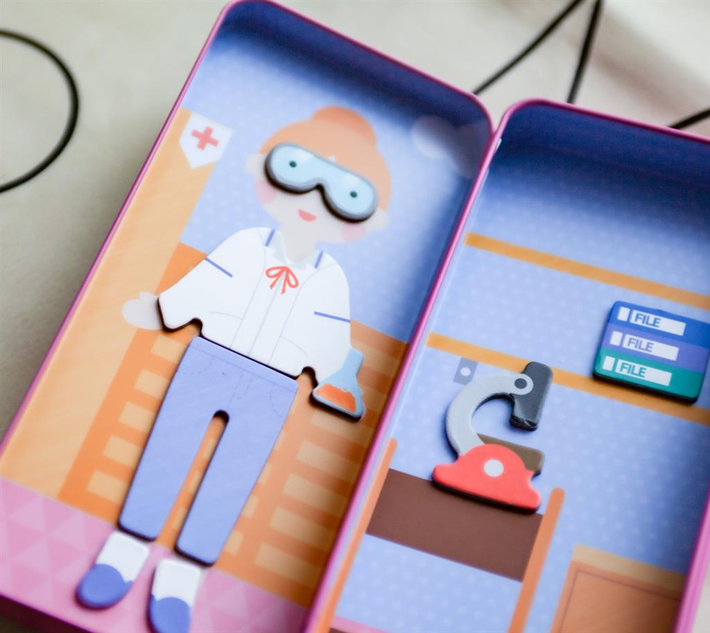 Caja de rompecabezas magnética - Doctor