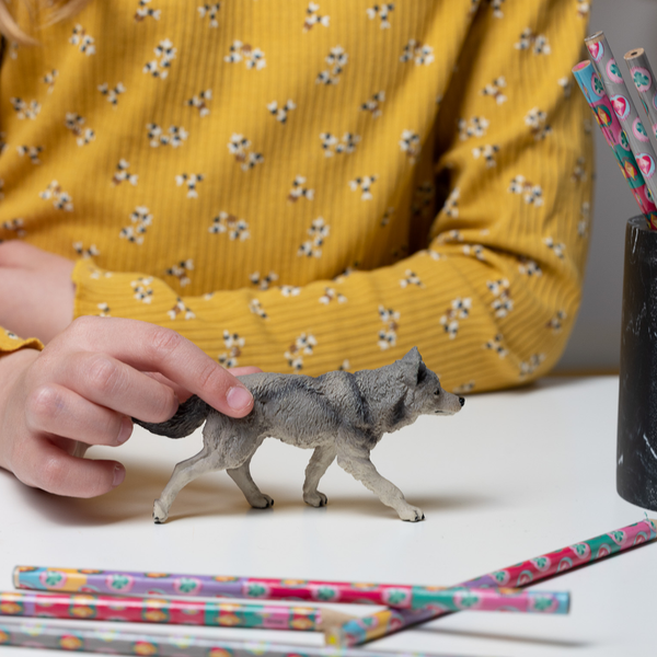Figurine Louve grise Papo - animal sauvage