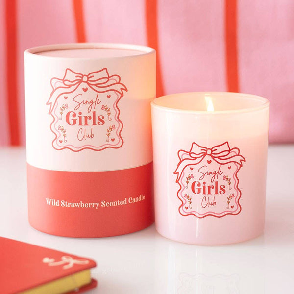 Bougie Club des Filles Célibataires - Fraise Sauvage
