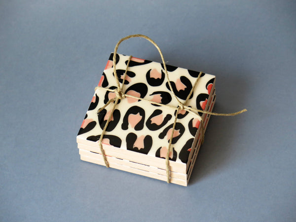 posavasos de cerámica con diseño de leopardo