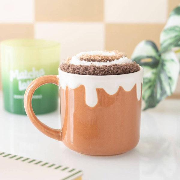 Cinnamon Roll Mug & Socks
